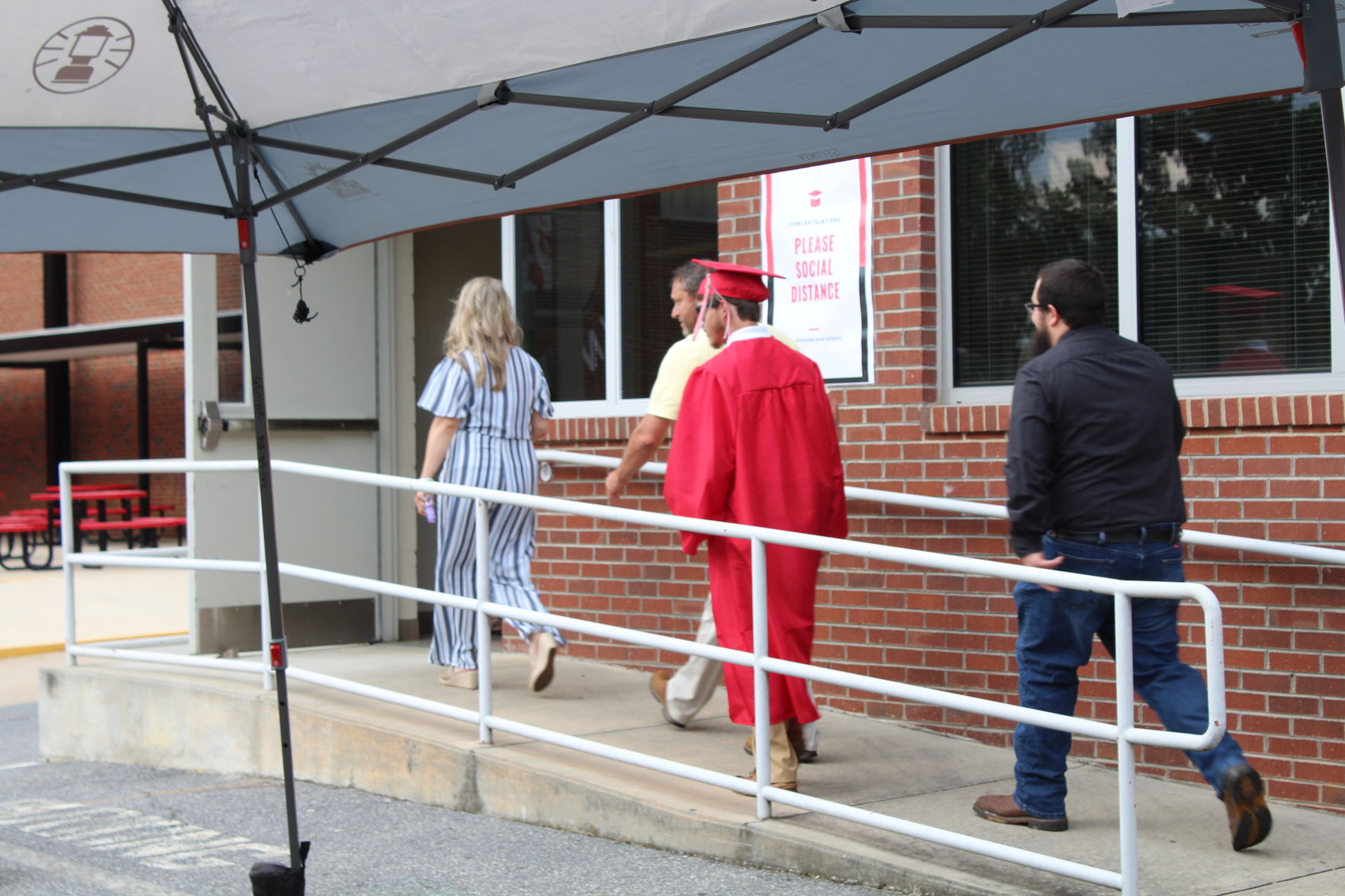 St. Stephens 2020 graduation part 1 (26).JPG